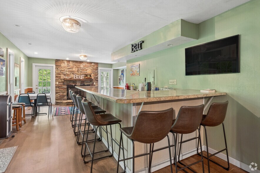 More Photos Of 43 Europe Ln, Clayton Apartments For Sale