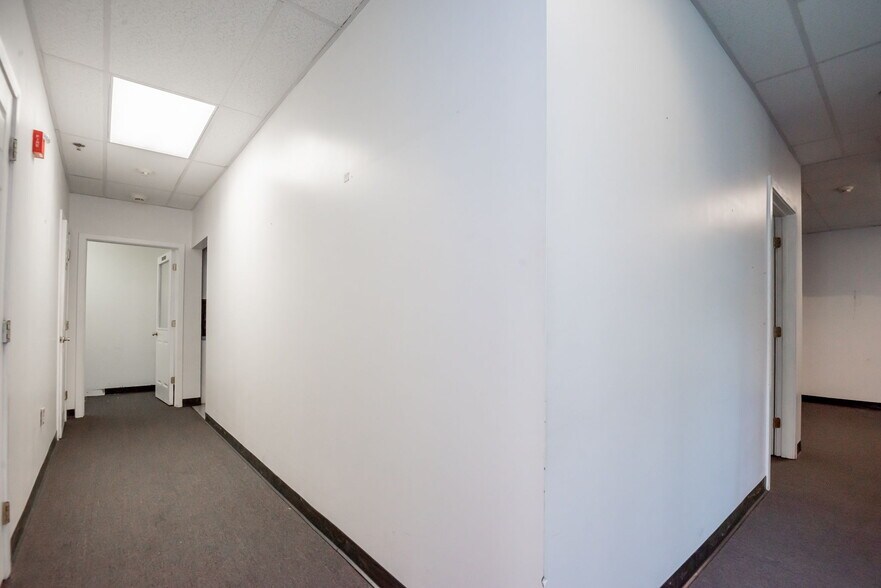 More Photos Of 908 Churchmans Road Ext, New Castle Office For Lease