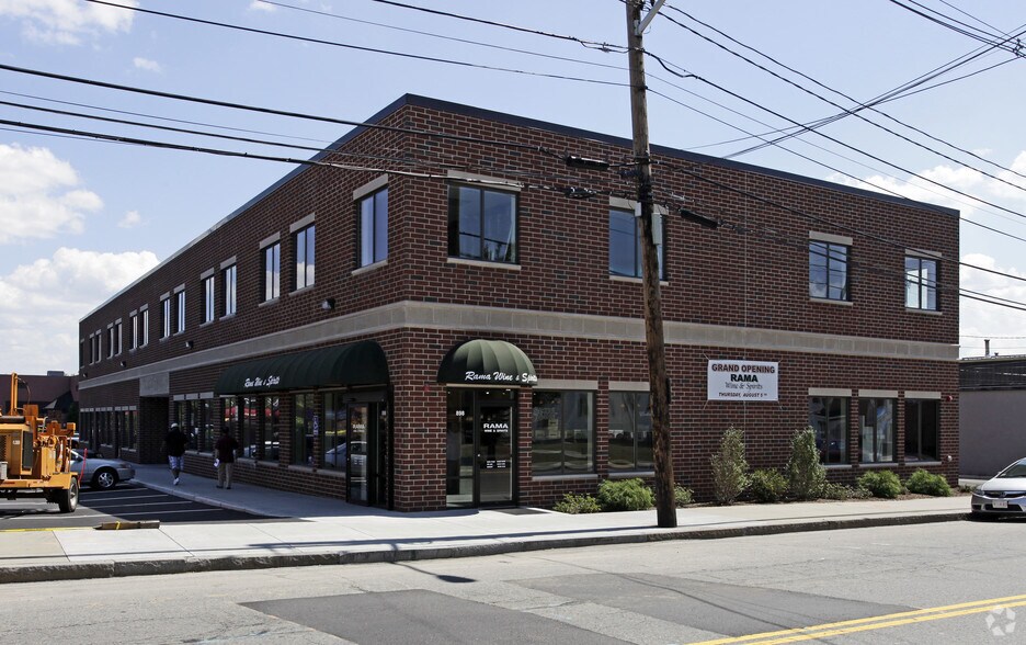 More Photos Of 898-900 Washington St, Norwood Medical For Lease