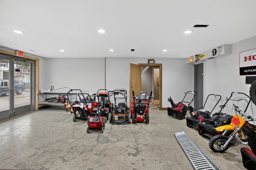 More Photos Of 4057 Commerce Dr, Flushing Industrial For Sale