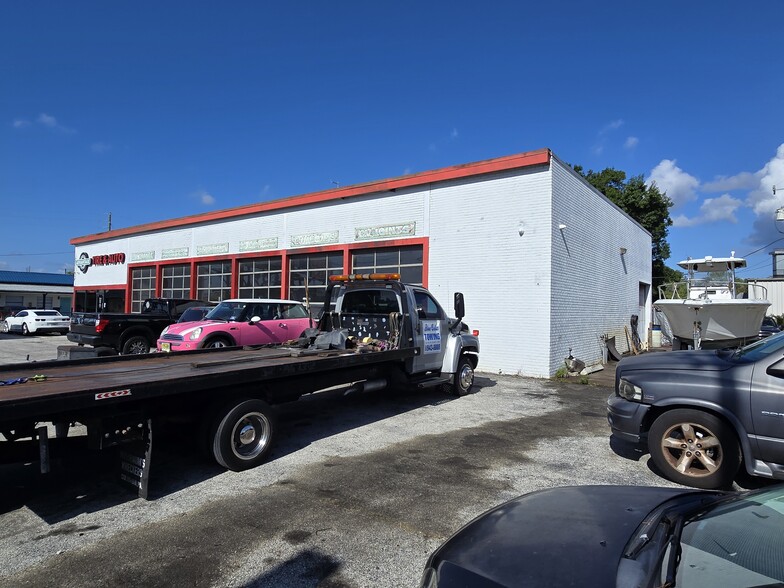 More Photos Of 1137 US Highway 19, Holiday Auto Repair For Sale