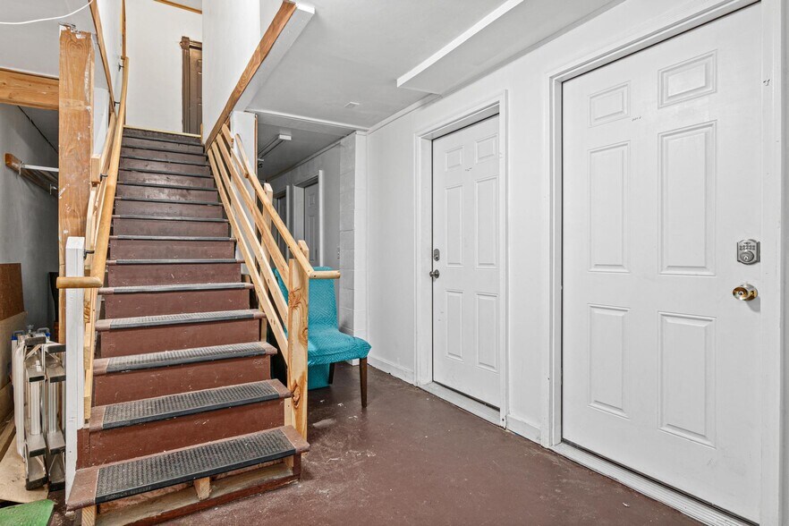 More Photos Of 2526 Jackson St NE, Minneapolis Apartments For Sale