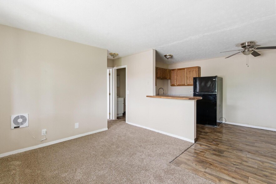 More Photos Of 1631 Jackson Ln, Middletown Multifamily For Sale