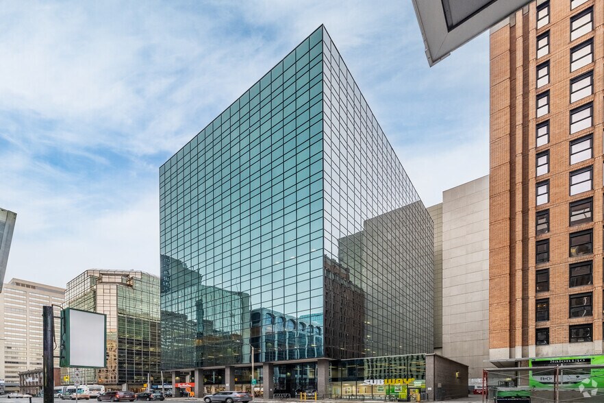 More Photos Of 100 Metcalfe St, Ottawa Office For Lease