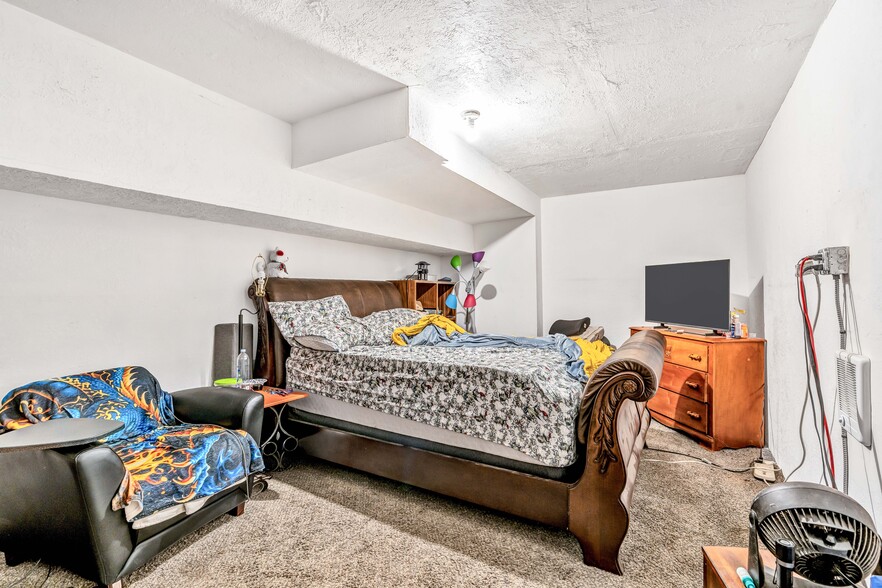More Photos Of 6729 SE 162nd Ave, Portland Horse Stables For Sale