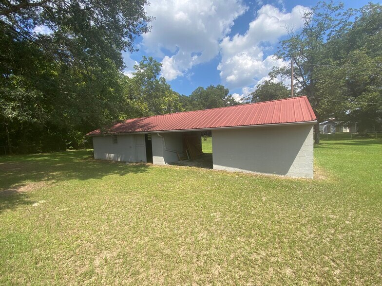 More Photos Of 1034 Fairground St SE, Conyers Office For Lease