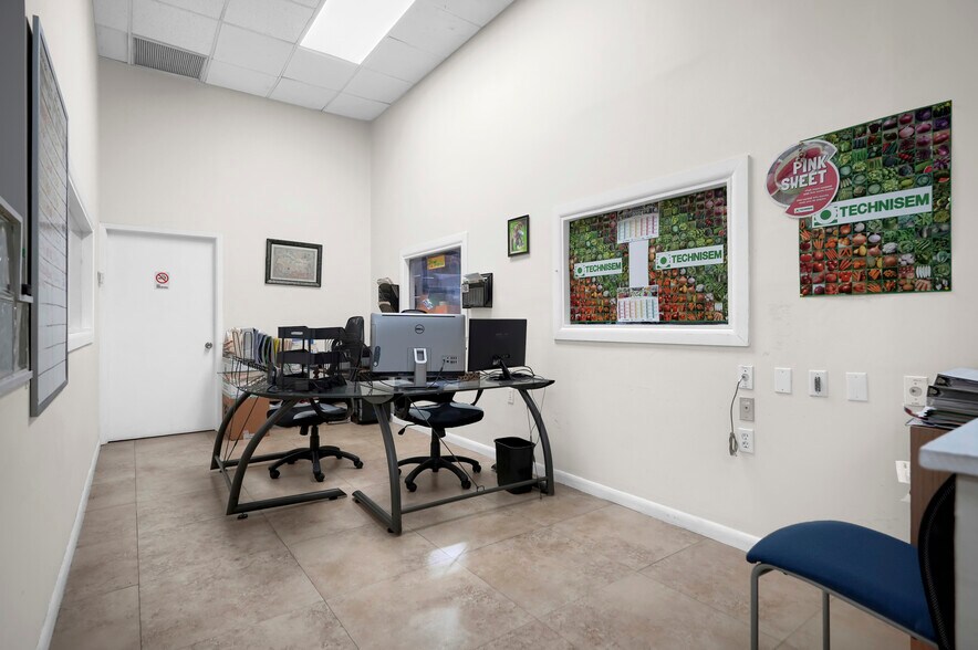 More Photos Of 3347 NW 74th Ave, Miami Warehouse For Sale