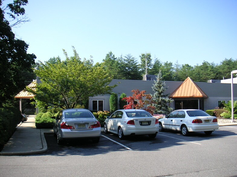 More Photos Of 1 Dutchtown Rd, Voorhees Flex For Sale