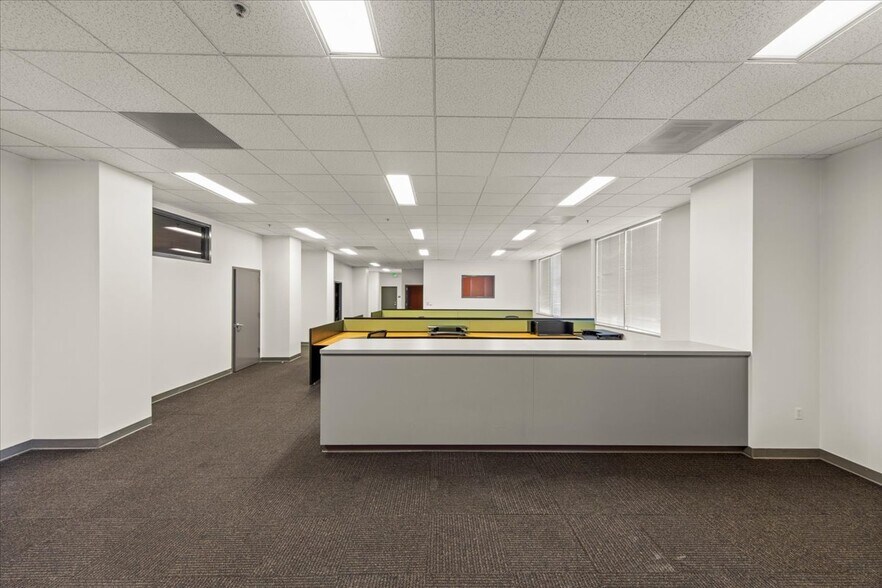 More Photos Of 1450 Veterans Blvd, Redwood City Office For Lease