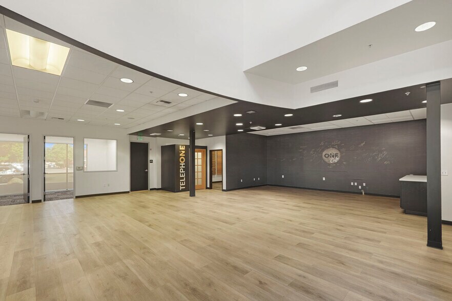 More Photos Of 2140 W Grant Line Rd, Tracy Office For Sale
