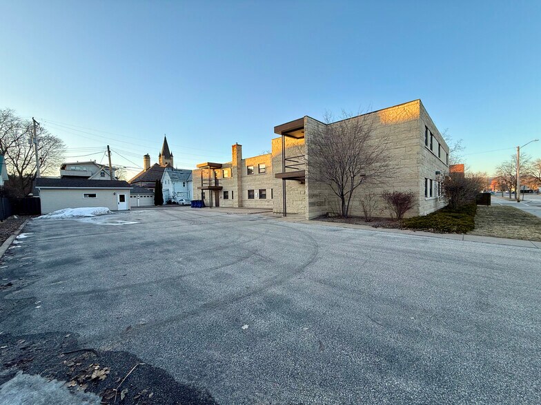More Photos Of 176 8th St, Winona Office Residential For Sale