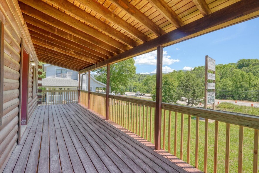 More Photos Of 23 & 60 Greenbriar Hwy, Blairsville Office For Sale