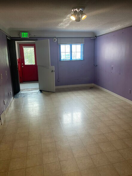 More Photos Of 673 S Main St, Plymouth Freestanding For Lease