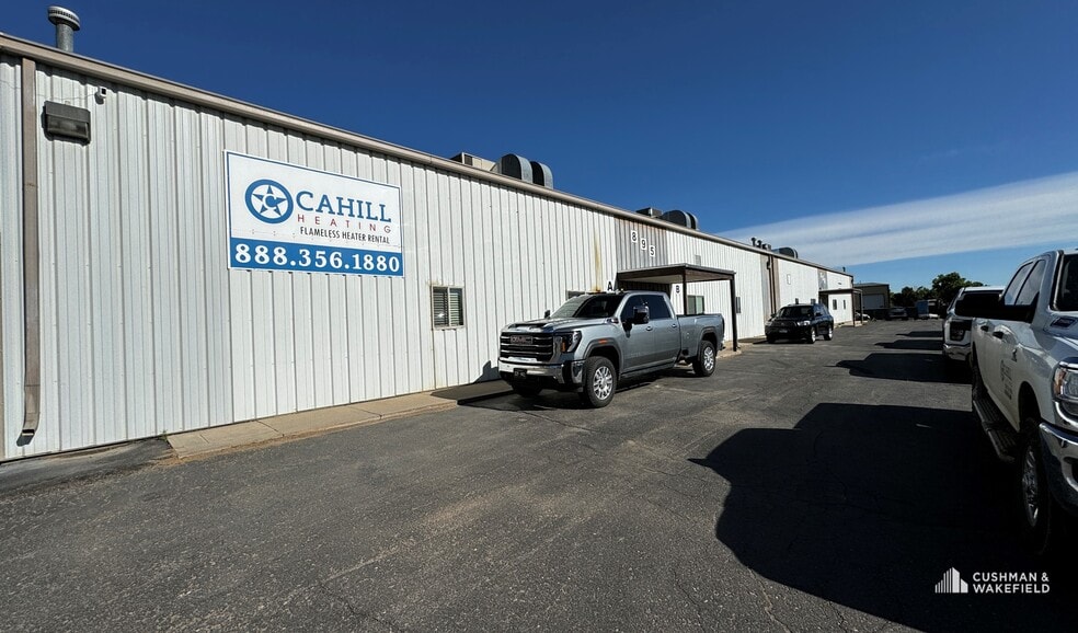 More Photos Of 895 N 5th Ave, Brighton Distribution For Lease