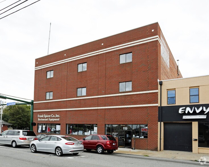 More Photos Of 119 E Princess Anne Rd, Norfolk Storefront Retail Office For Lease