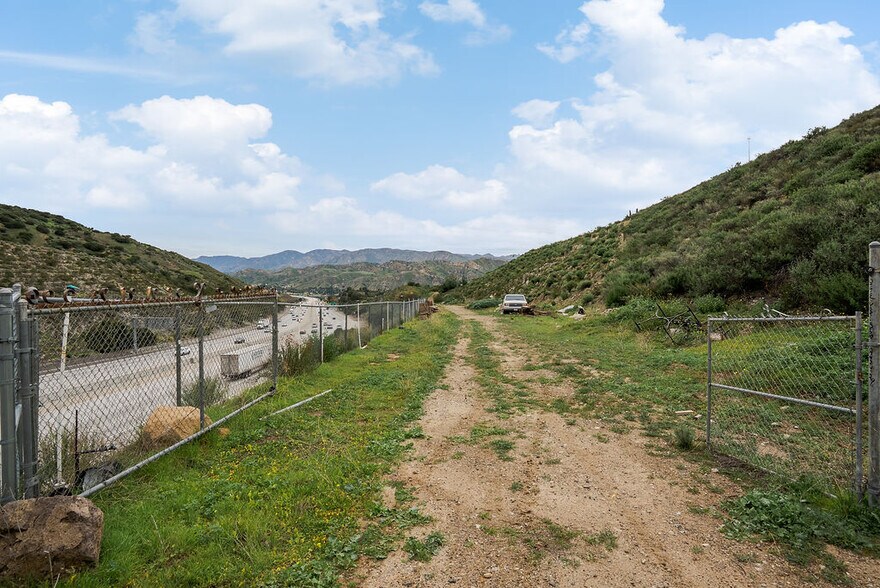 More Photos Of 10200 Willow Springs Lane, Sunland Land For Sale