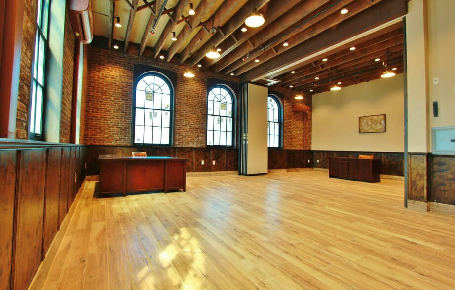 More Photos Of 54 Hudson St, Freehold Loft Creative Space For Lease