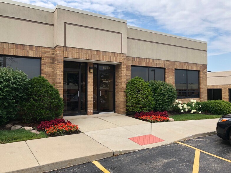 More Photos Of 3125 N Wilke Rd, Arlington Heights Medical For Sale
