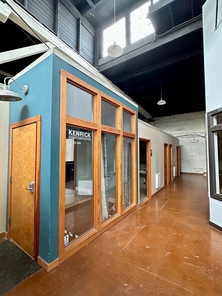 More Photos Of 2727-2731 S Jefferson Ave, Saint Louis Warehouse For Lease