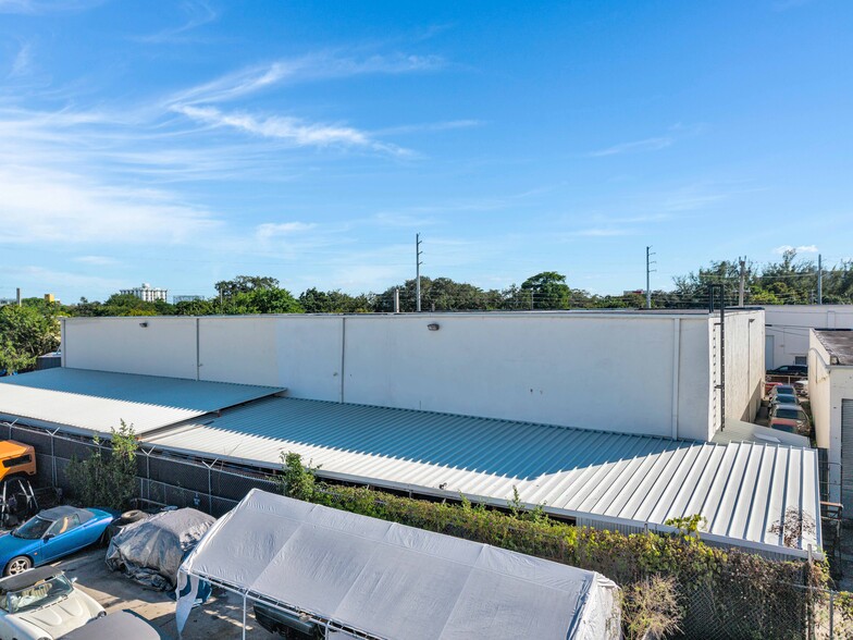 More Photos Of 12955 NE 14th Ave, North Miami Warehouse For Sale