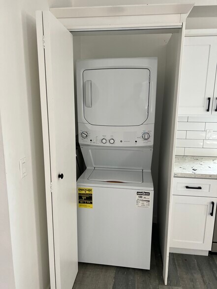 More Photos Of 1243 S Catalina St, Los Angeles Apartments For Sale