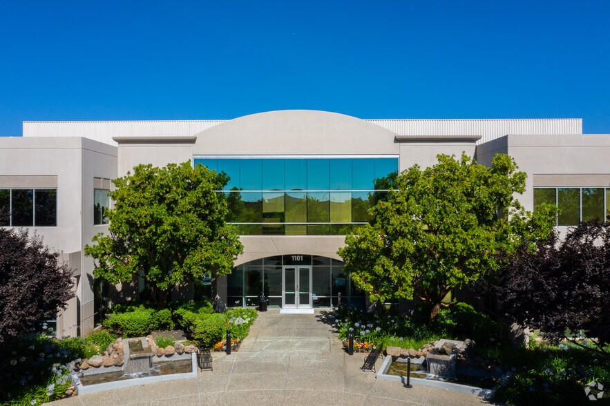 More Photos Of 1101 Creekside Ridge Dr, Roseville Office For Lease