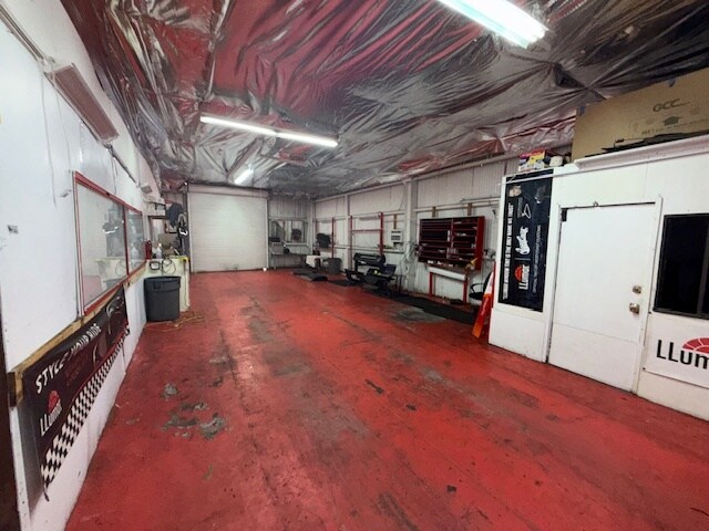 More Photos Of 644 Maguire Rd, Ocoee Freestanding For Lease