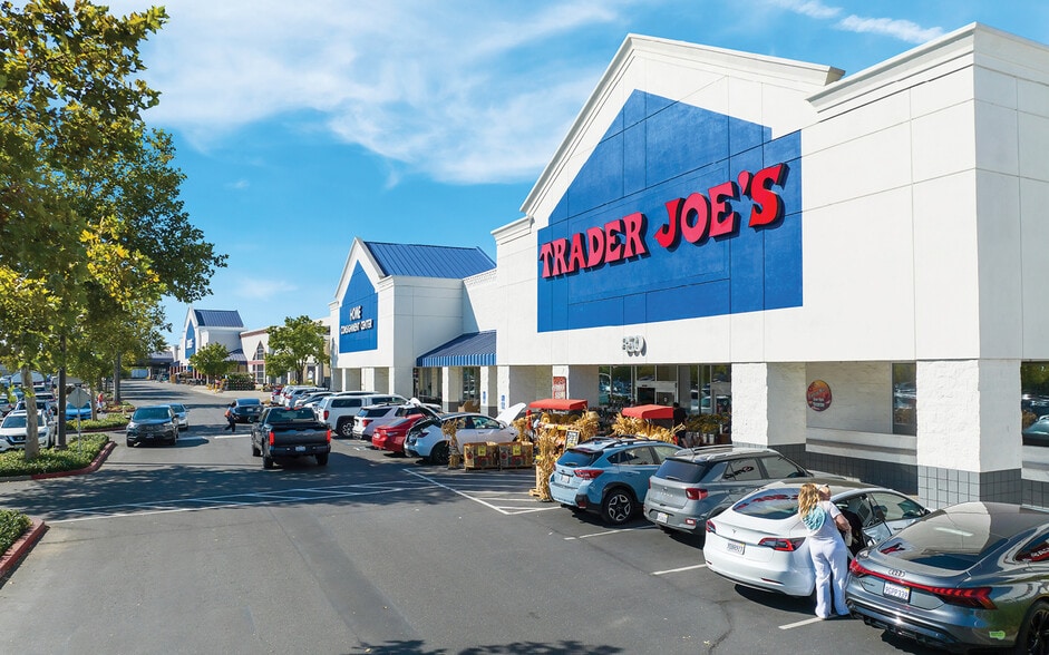 More Photos Of 850 E Bidwell St, Folsom General Retail For Sale