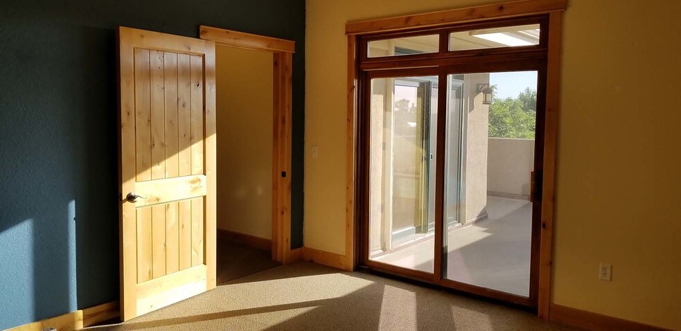 More Photos Of 4775 Larimer Pky, Johnstown Office For Sale