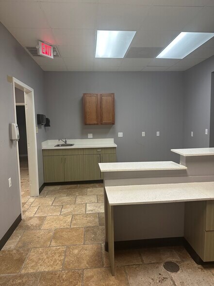 More Photos Of 18321 W Lake Houston Pky, Humble Unknown For Lease