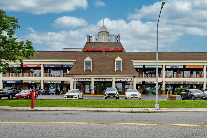 Primary Photo Of 208-02 Cross Island Pky, Bayside Freestanding For Lease
