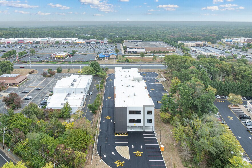 More Photos Of 41 Kent Rd, Howell Office For Lease