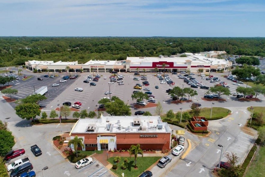 More Photos Of 4802-4908 N Kings Hwy, Fort Pierce General Retail For Lease