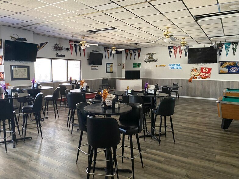 More Photos Of 630 Village Rd, Shallotte Bowling Alley For Sale