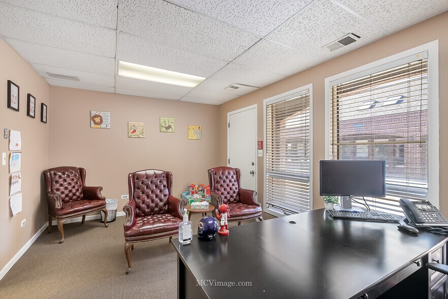 More Photos Of 15419 E 127th St, Lemont Office Residential For Sale