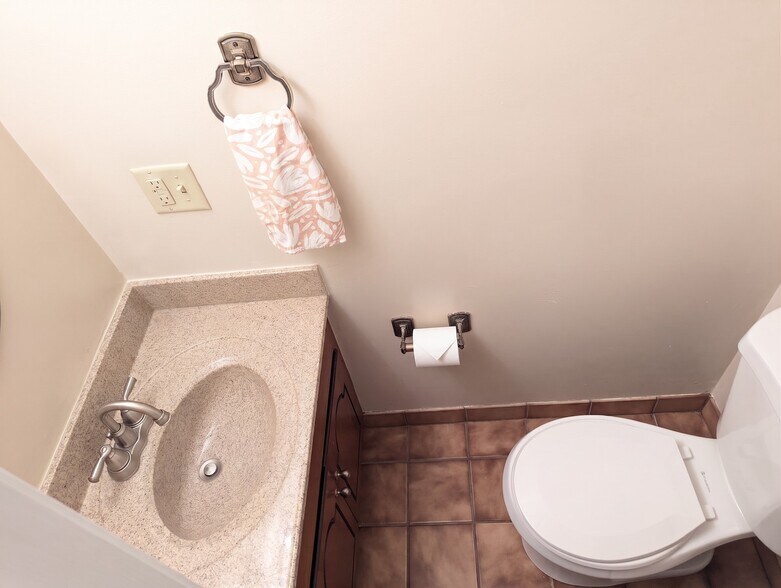 More Photos Of 940A Innsbruck Dr, Hummelstown Multifamily For Sale