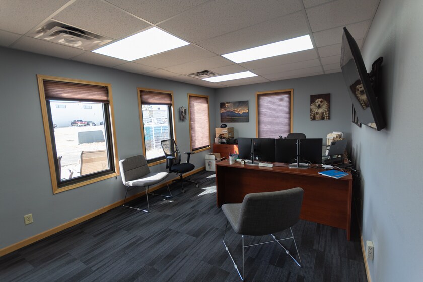 More Photos Of 2020 Airway Ave, Fort Collins Light Manufacturing For Lease