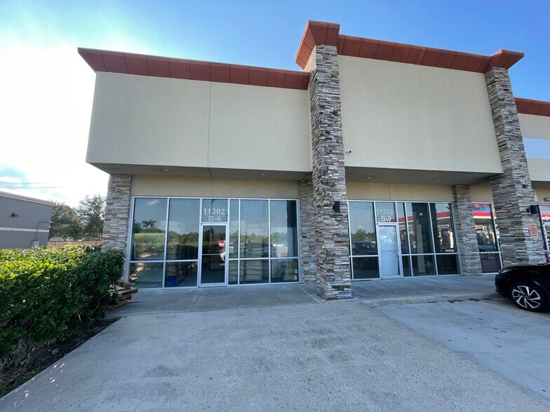 More Photos Of 11302 Space Center, Houston General Retail For Sale