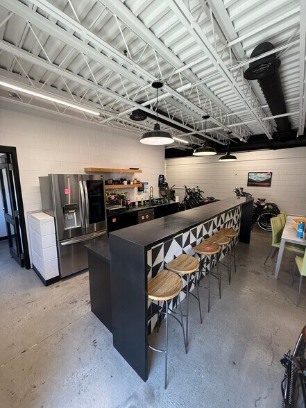 More Photos Of 567 W 300 N, Salt Lake City Light Distribution For Sale