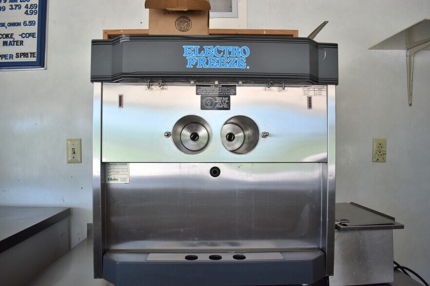 More Photos Of 8915 Route 6N, Albion Fast Food For Sale