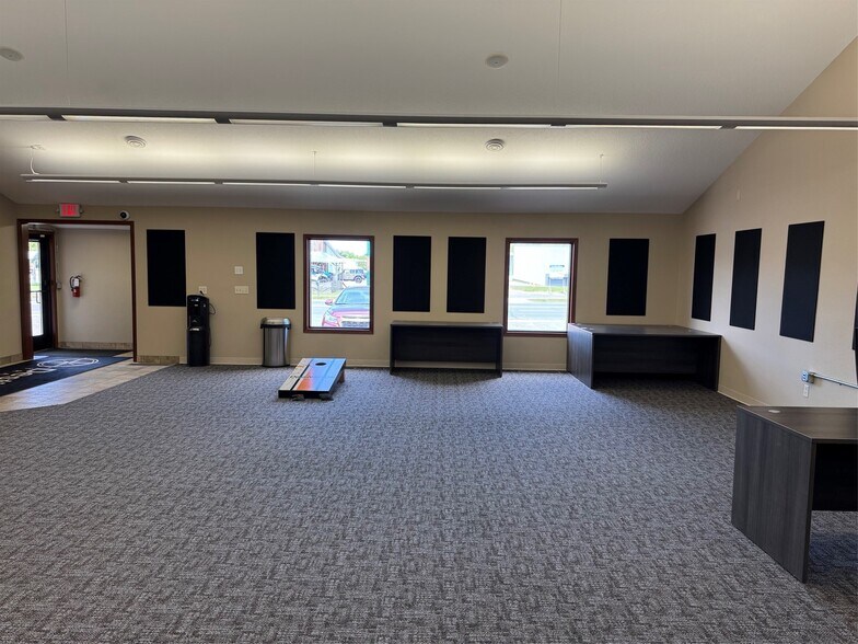 More Photos Of 312 W Knapp St, Rice Lake General Retail For Lease