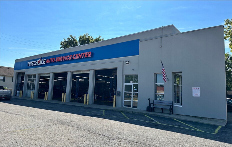 Primary Photo Of 1265 Bethel Rd, Columbus Auto Repair For Sale