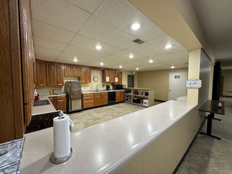 More Photos Of 3372 E Moffett Ln, Bloomington Religious Facility For Sale