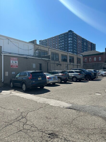 More Photos Of 191-193 Main St, Hackensack Storefront Retail Office For Lease