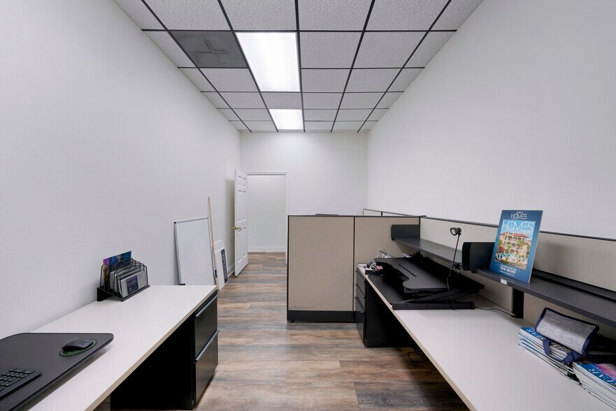 More Photos Of , Miramar Beach General Retail For Sale