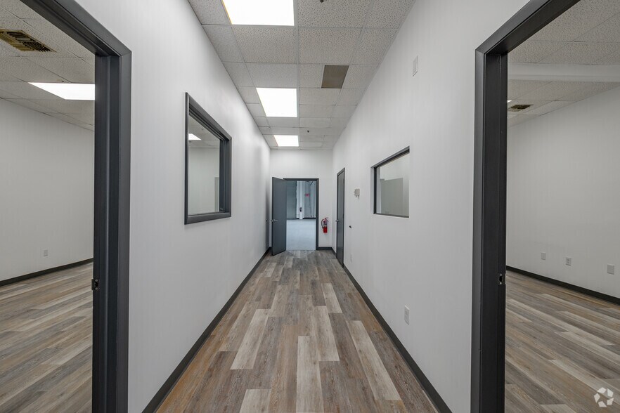 More Photos Of 13190 56th Ct, Clearwater Unknown For Lease