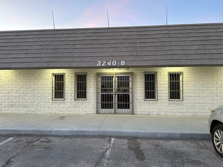 More Photos Of 3248 Civic Center Dr, North Las Vegas Storefront For Sale