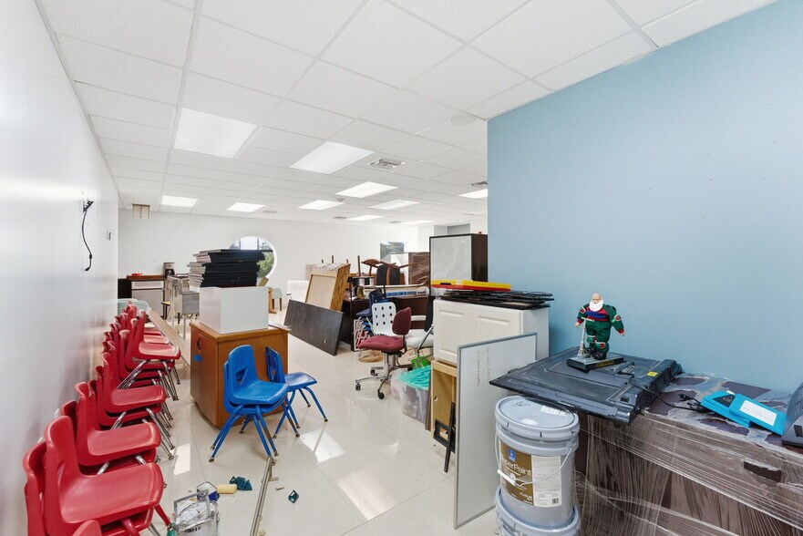 More Photos Of 6545 NW 169th St, Hialeah Medical For Sale