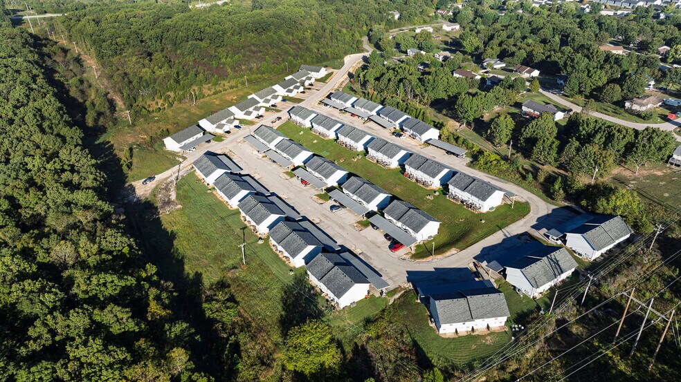 More Photos Of 24890 Scenic Dr, Waynesville Apartments For Sale