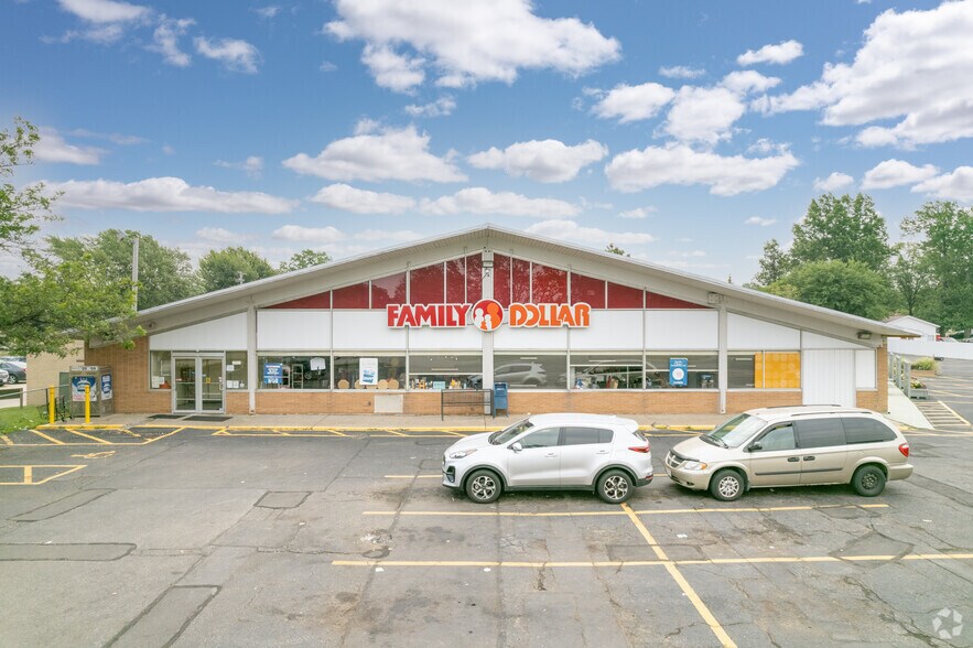 More Photos Of 3817 Oberlin Ave, Lorain Convenience Store For Sale